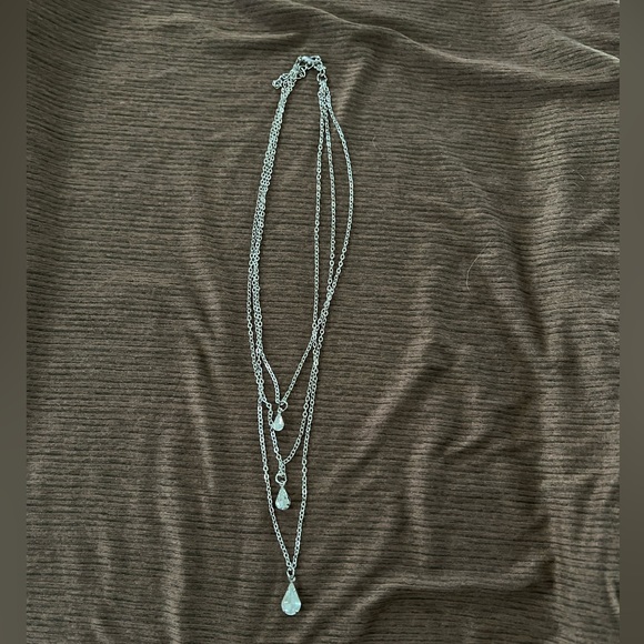 Vintage Necklace - Picture 2 of 2